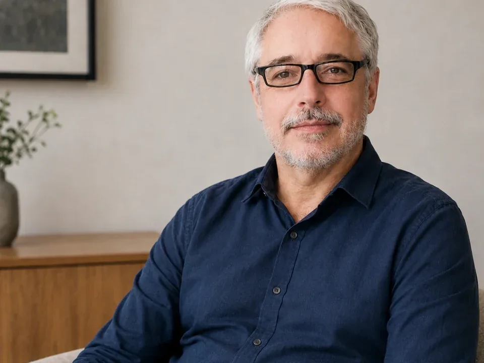 Adriano Gosuen, psicólogo clínico e supervisor